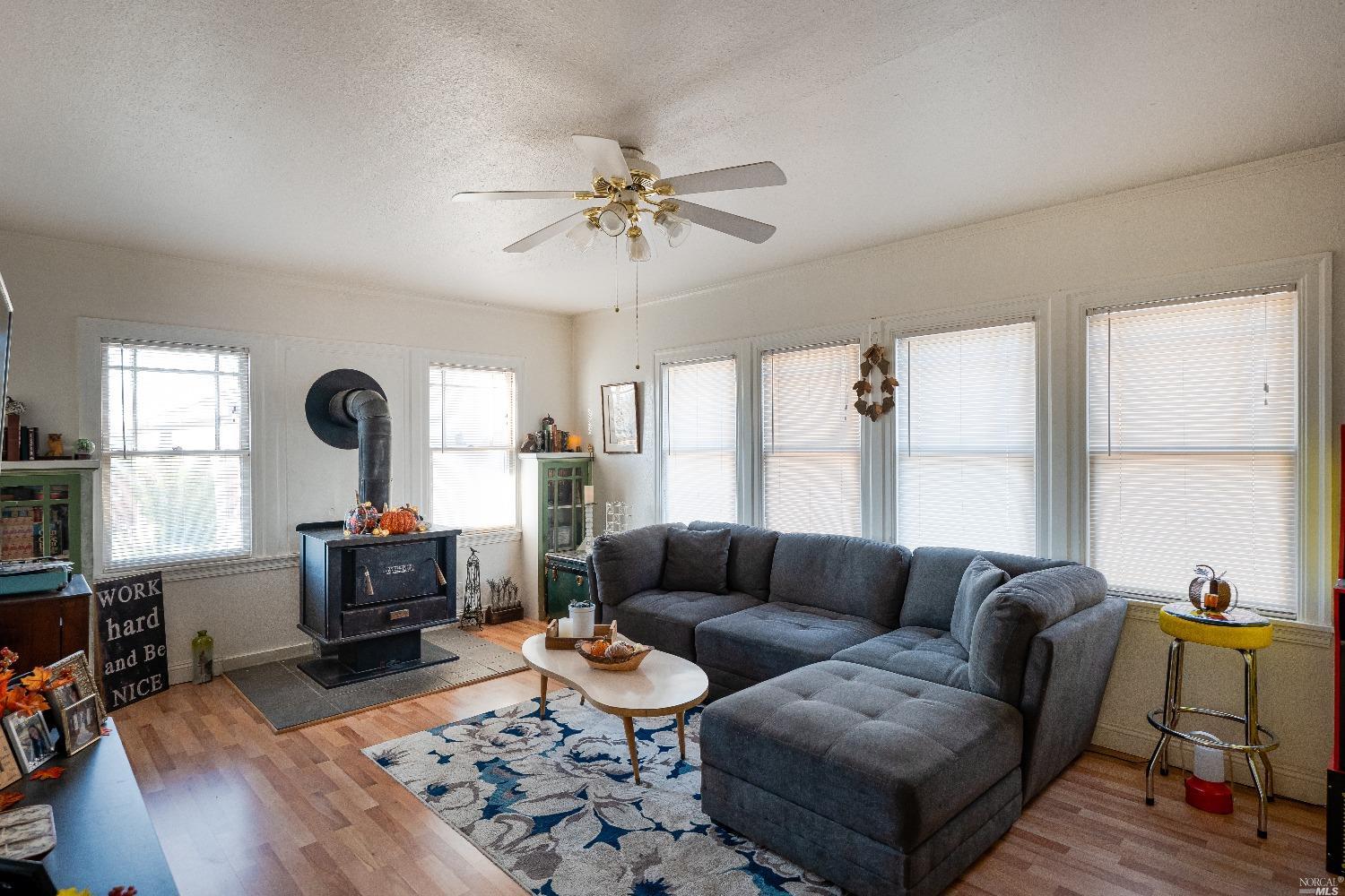 5880-5860 Live Oak Drive Kelseyville CA 95451