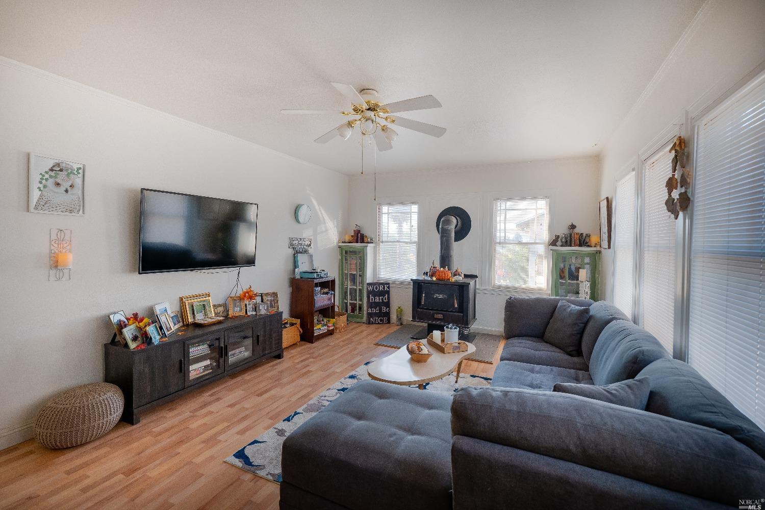 5880-5860 Live Oak Drive Kelseyville CA 95451