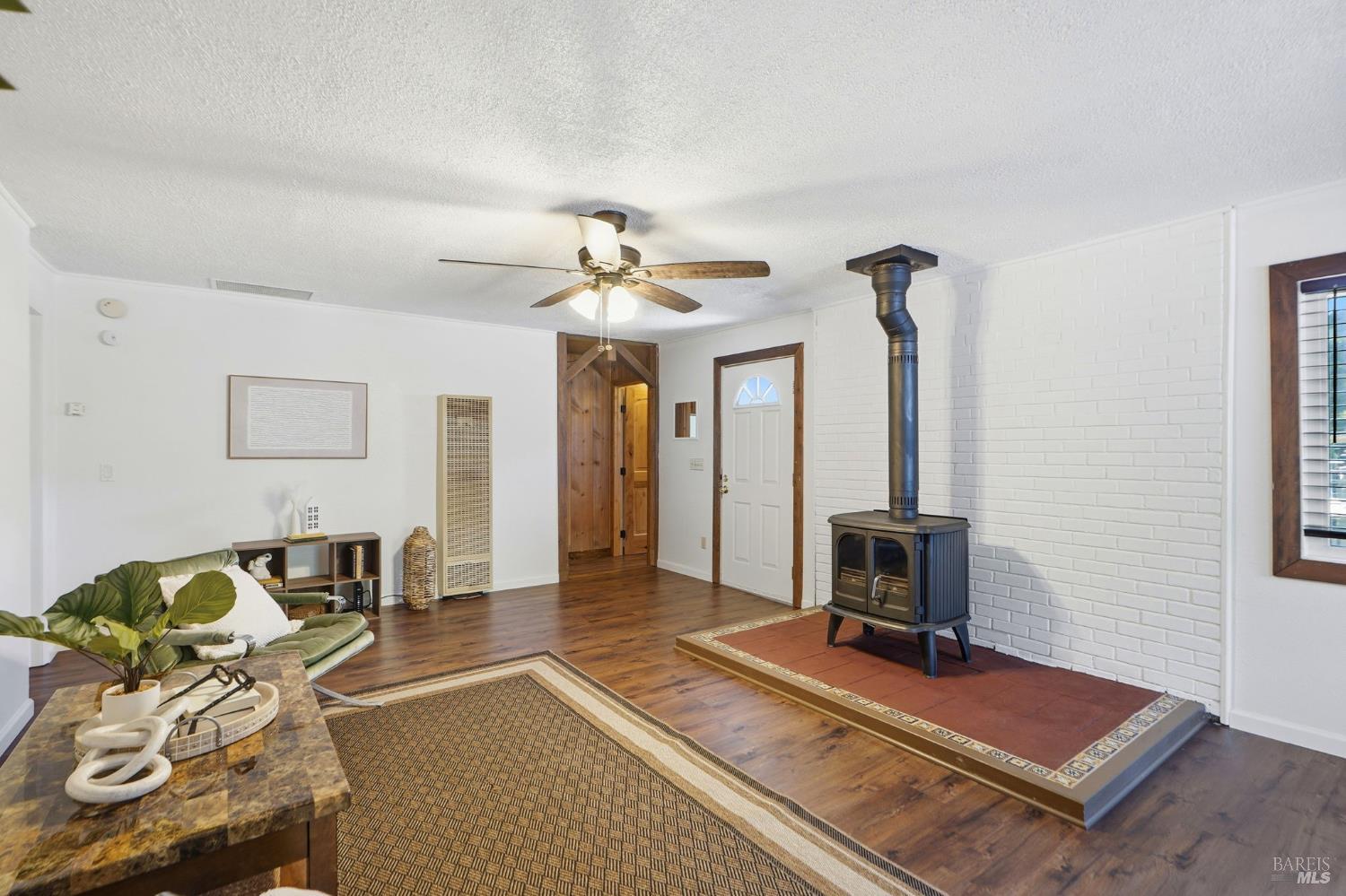 10607 River Road Forestville CA 95436