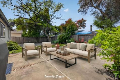 1435 Ivy Lane Petaluma CA 94954