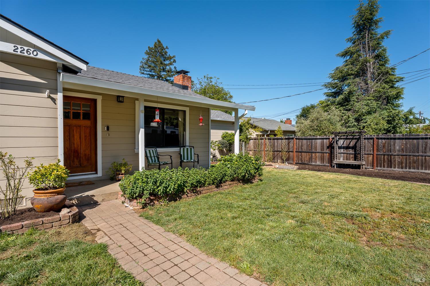 2260 Old River Road Ukiah CA 95482