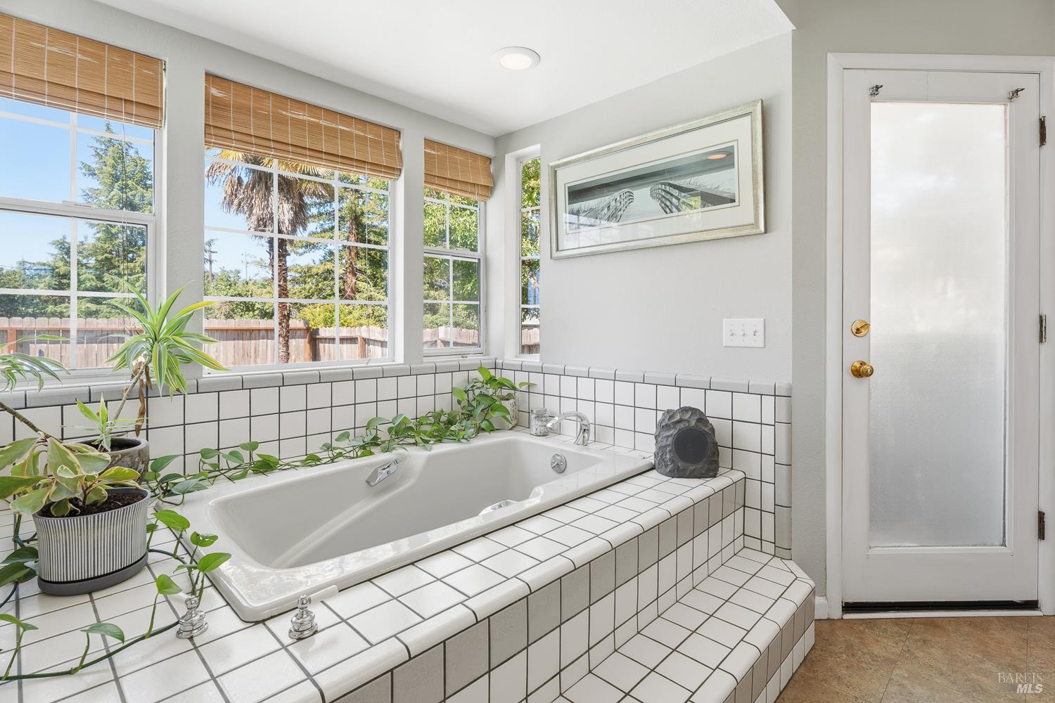 2260 Old River Road Ukiah CA 95482