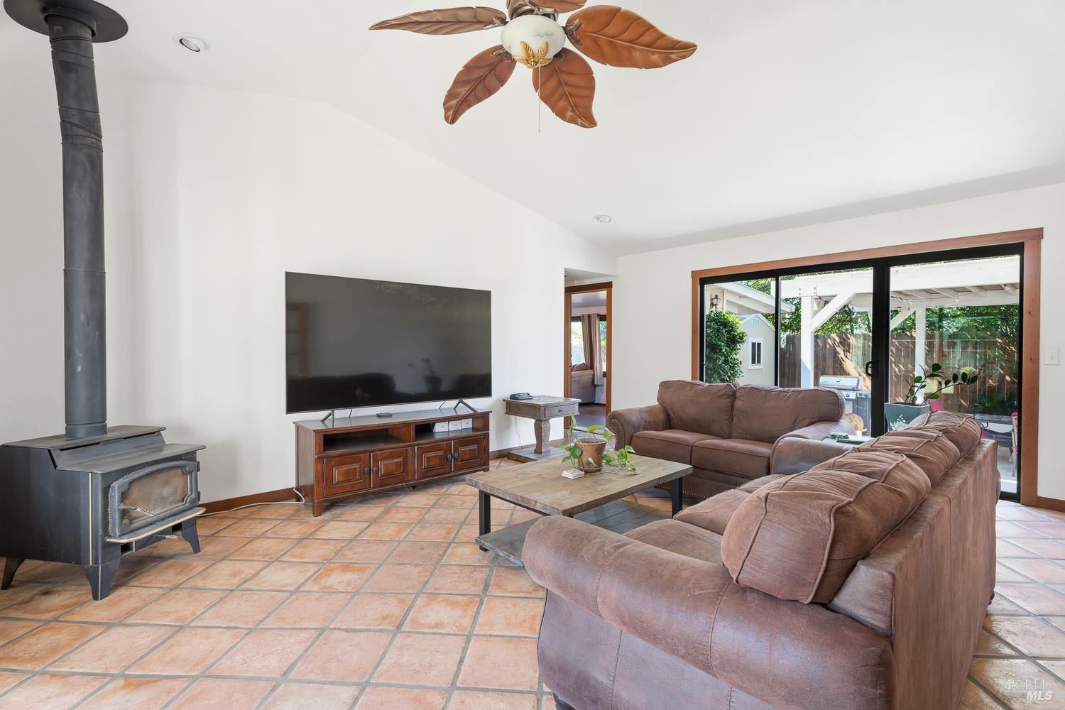 2260 Old River Road Ukiah CA 95482
