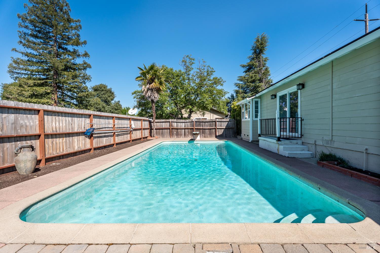 2260 Old River Road Ukiah CA 95482