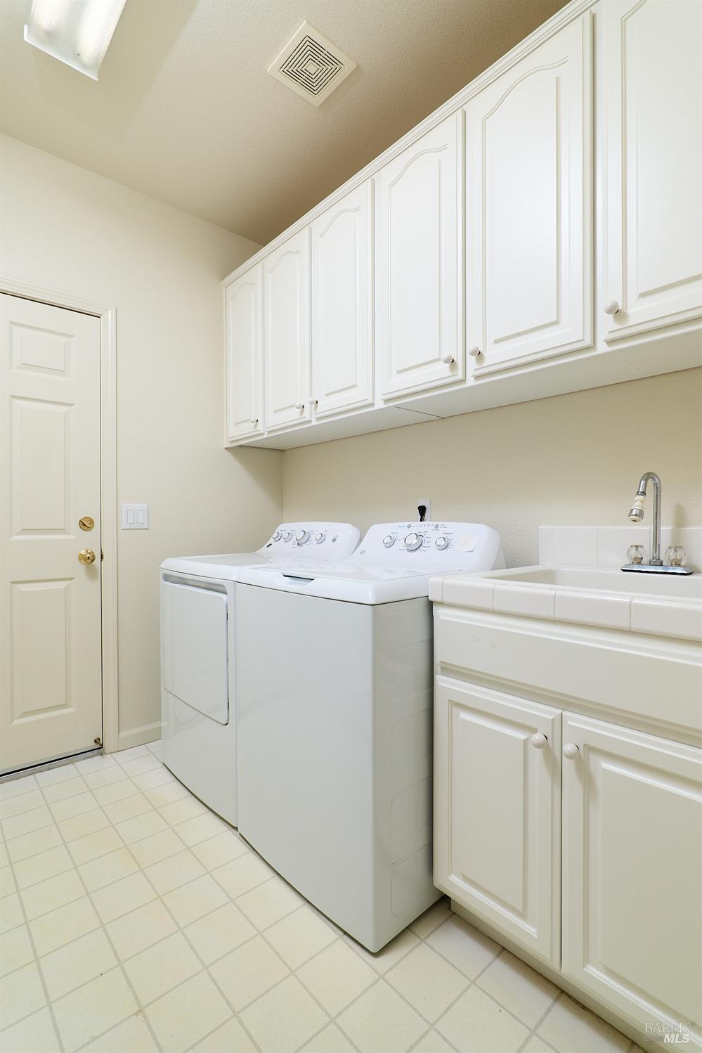 48 Augusta Court Rio Vista CA 94571