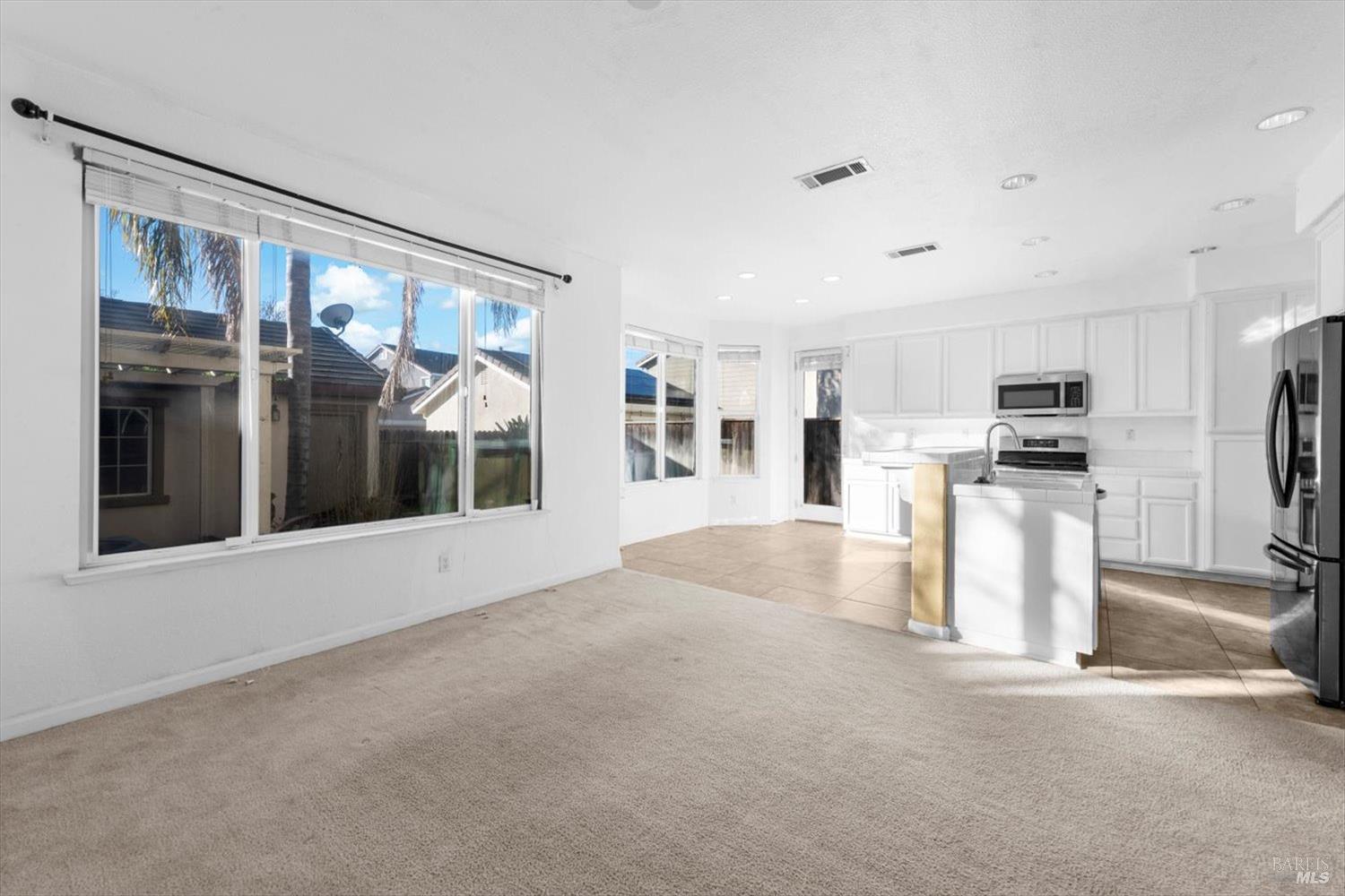 1325 Valley Glen Drive Dixon CA 95620