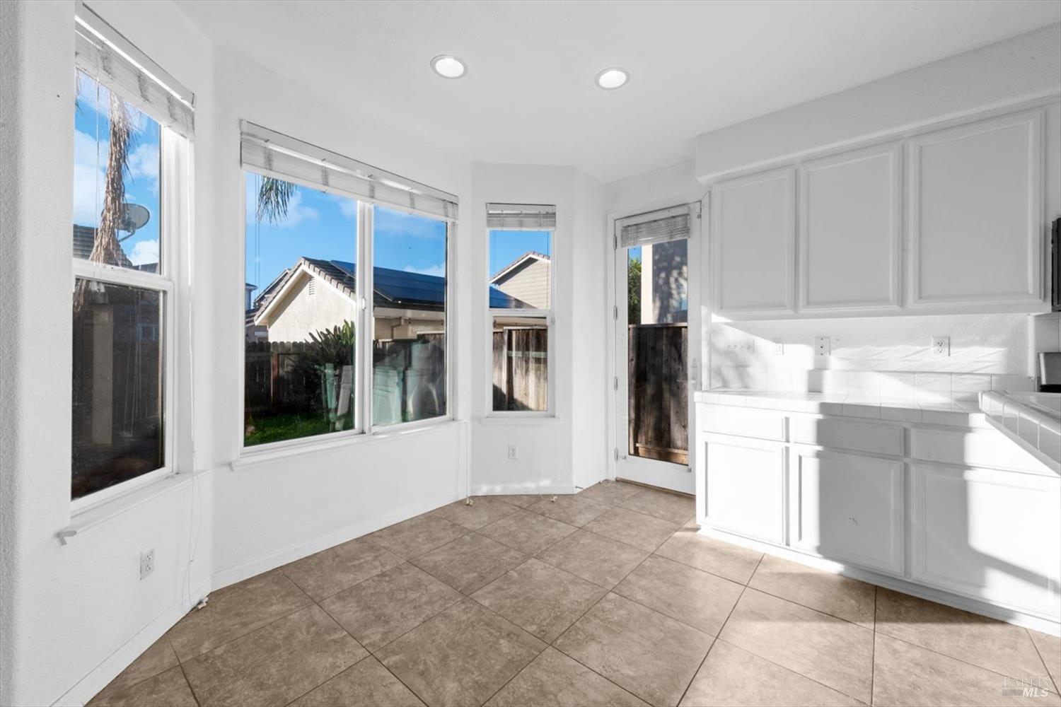 1325 Valley Glen Drive Dixon CA 95620