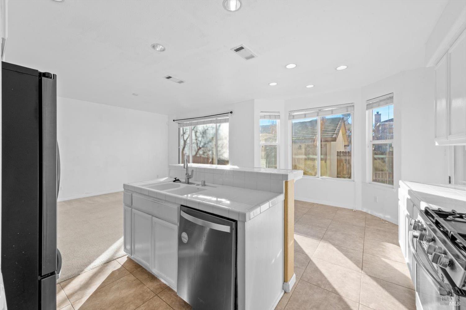 1325 Valley Glen Drive Dixon CA 95620