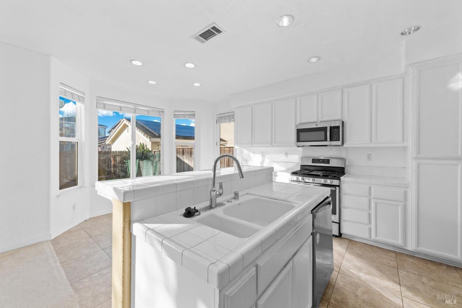 1325 Valley Glen Drive Dixon CA 95620