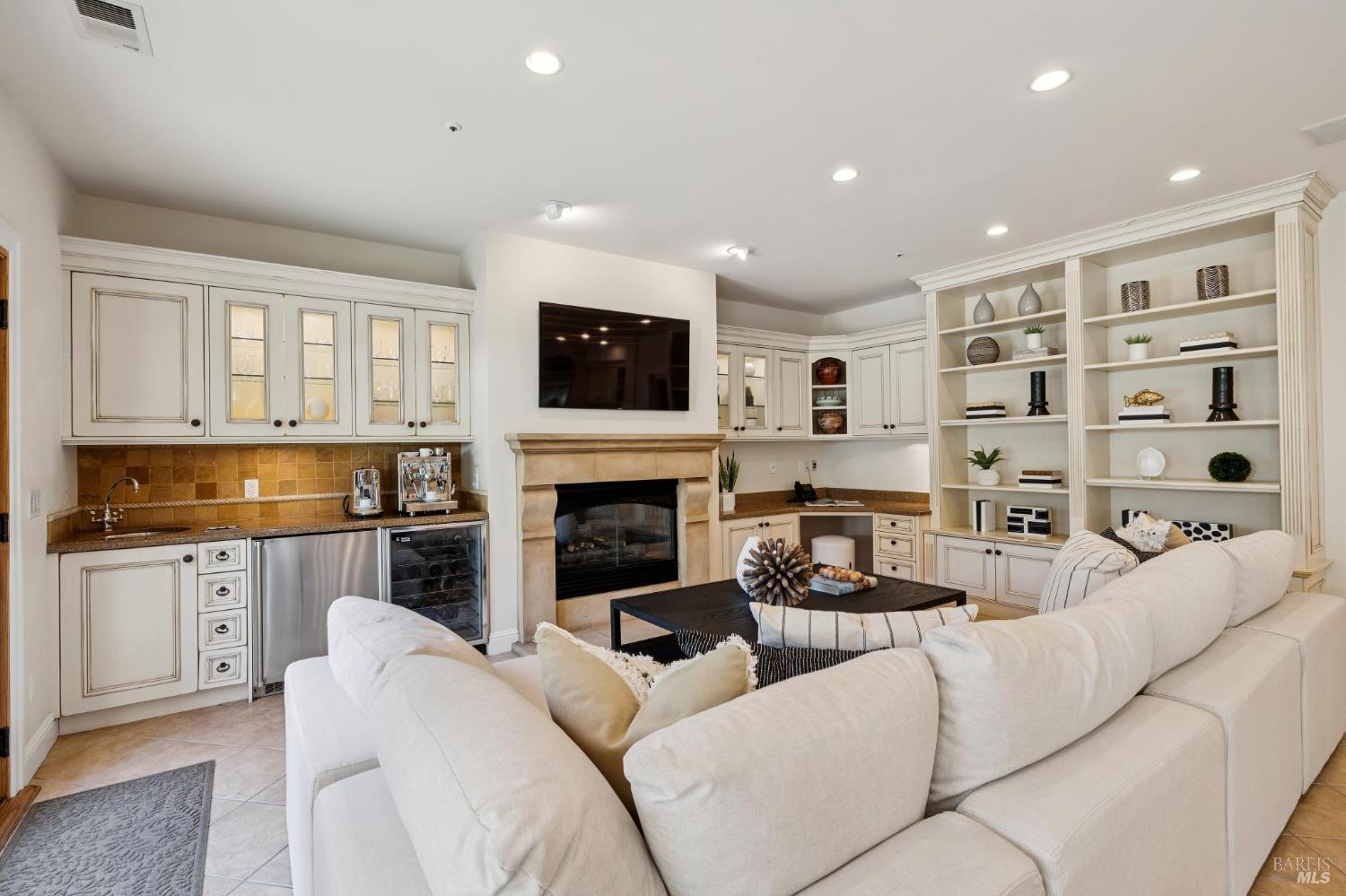 172 Pacheco Avenue Novato CA 94947