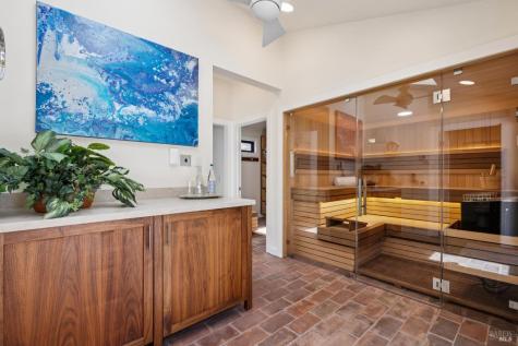 172 Pacheco Avenue Novato CA 94947
