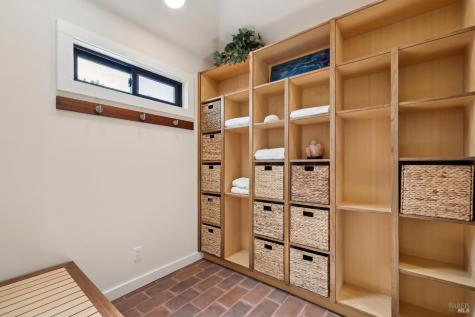 172 Pacheco Avenue Novato CA 94947