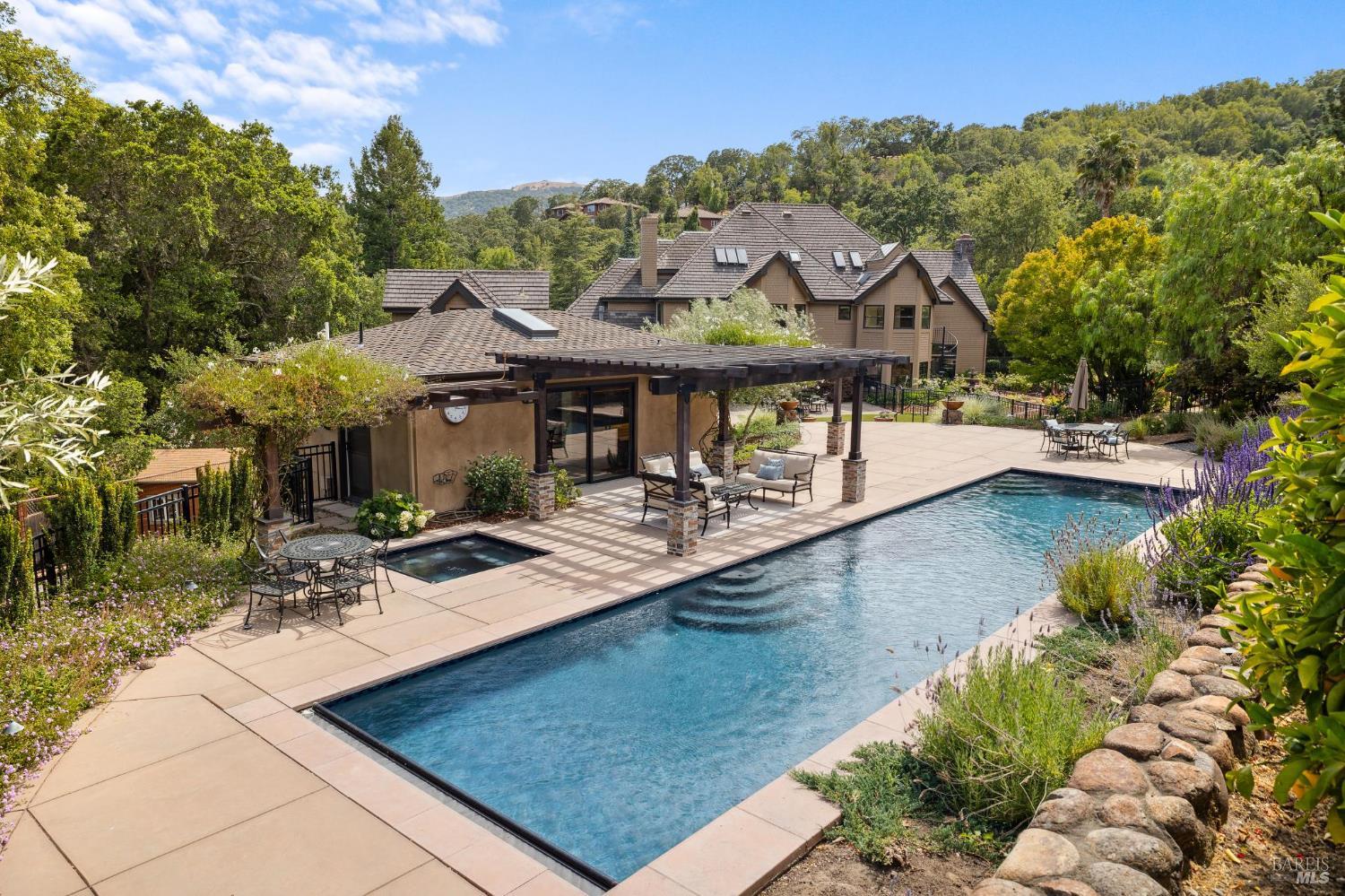 172 Pacheco Avenue Novato CA 94947