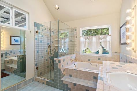 218 Grove Street Windsor CA 95492