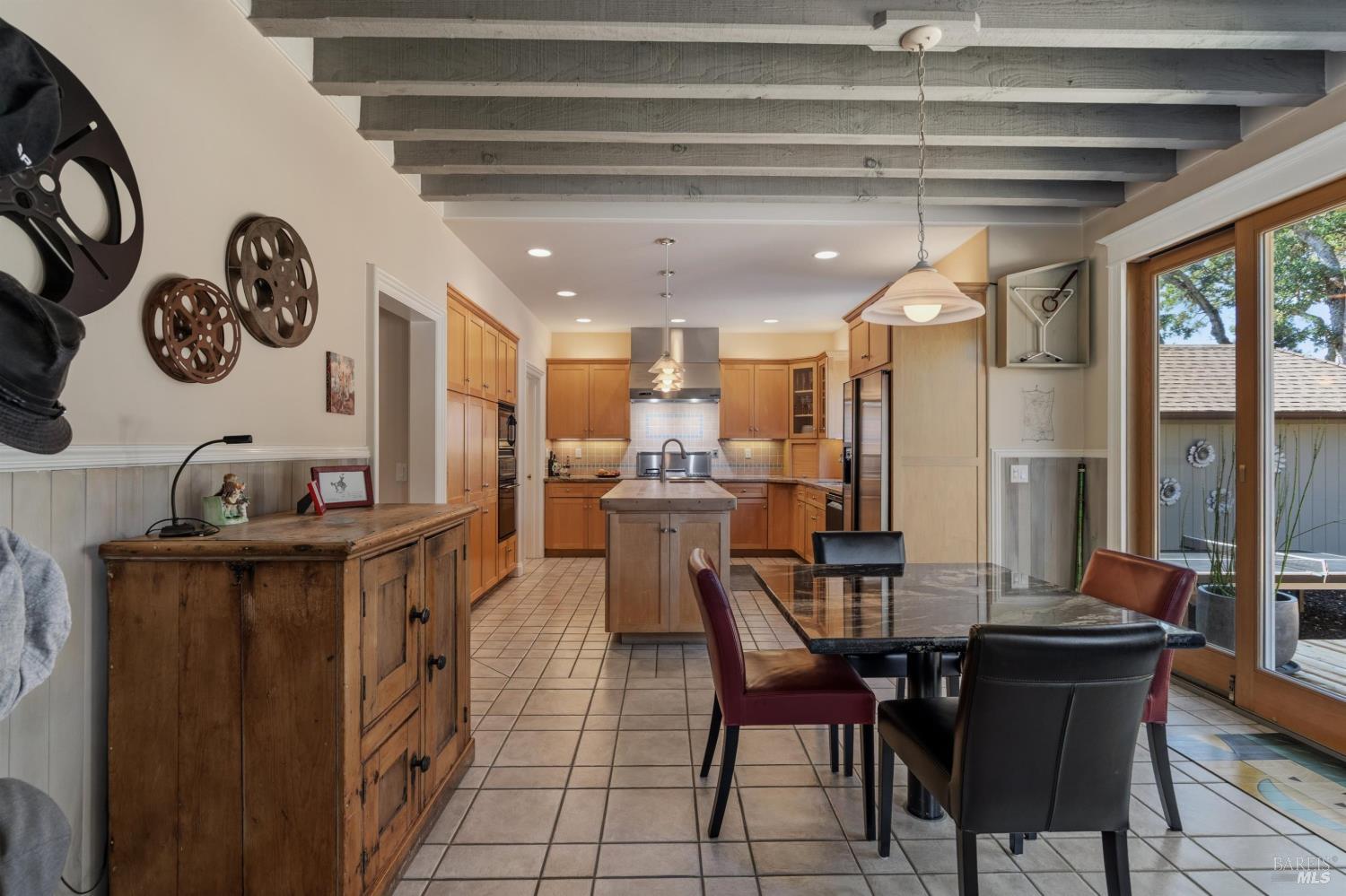 218 Grove Street Windsor CA 95492