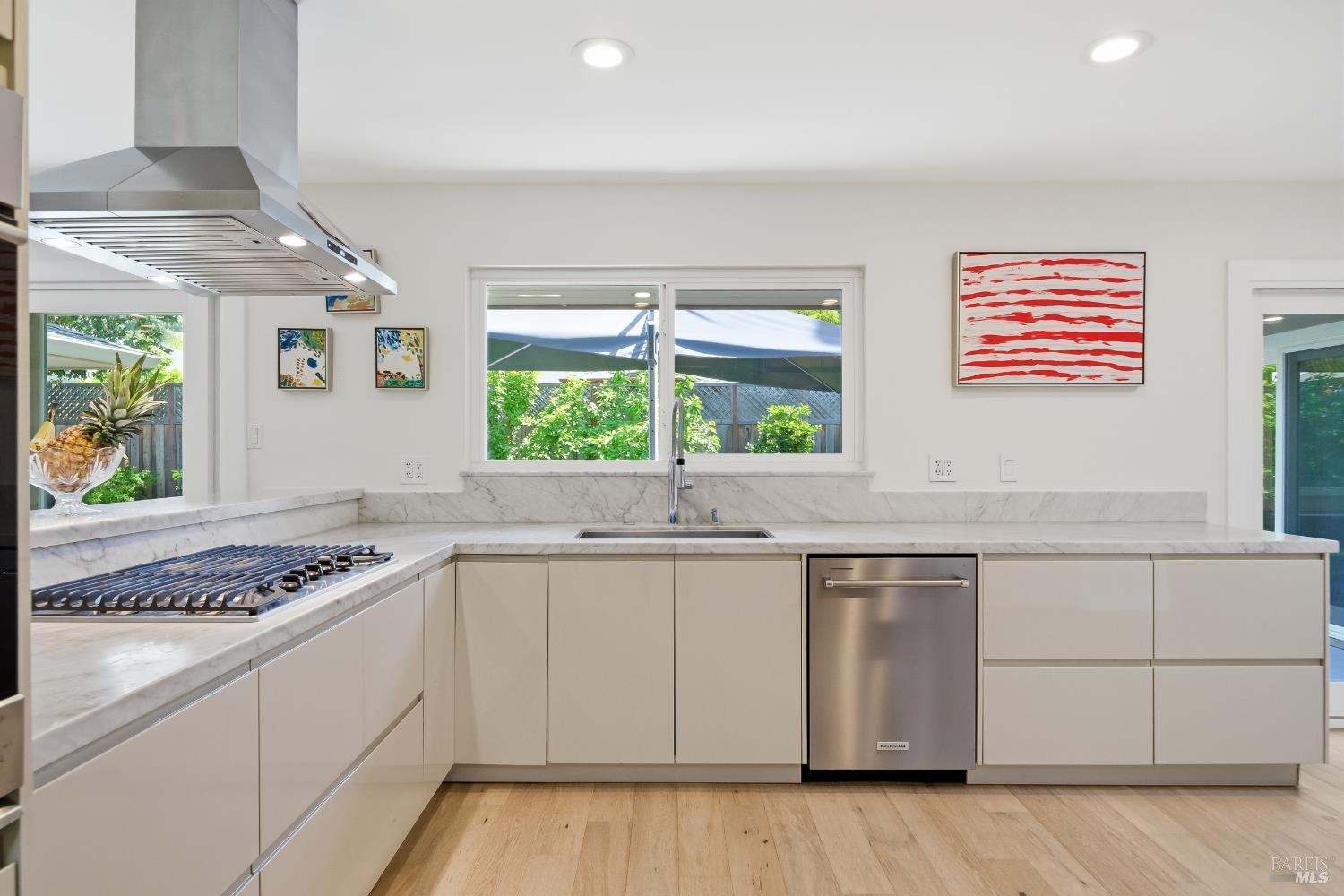 2418 Grahn Drive Santa Rosa CA 95404