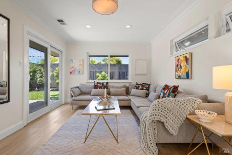 2418 Grahn Drive Santa Rosa CA 95404