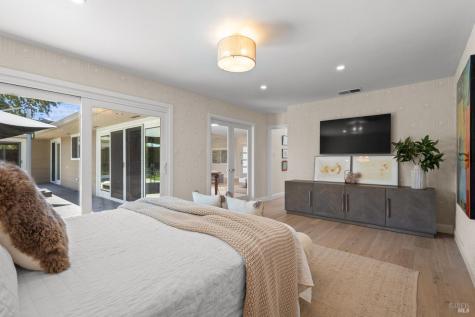 2418 Grahn Drive Santa Rosa CA 95404