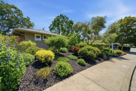 2418 Grahn Drive Santa Rosa CA 95404