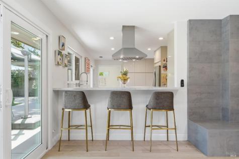2418 Grahn Drive Santa Rosa CA 95404