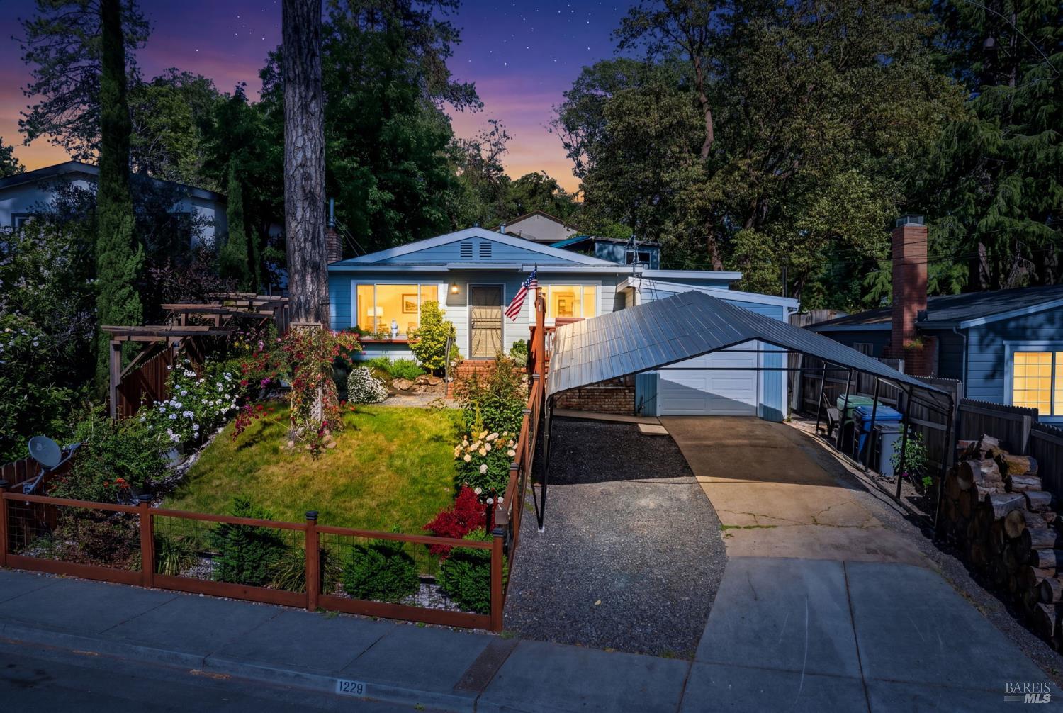1229 Magnolia Street Willits CA 95490