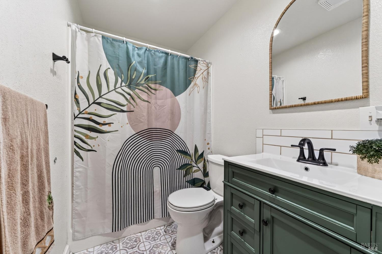 1229 Magnolia Street Willits CA 95490