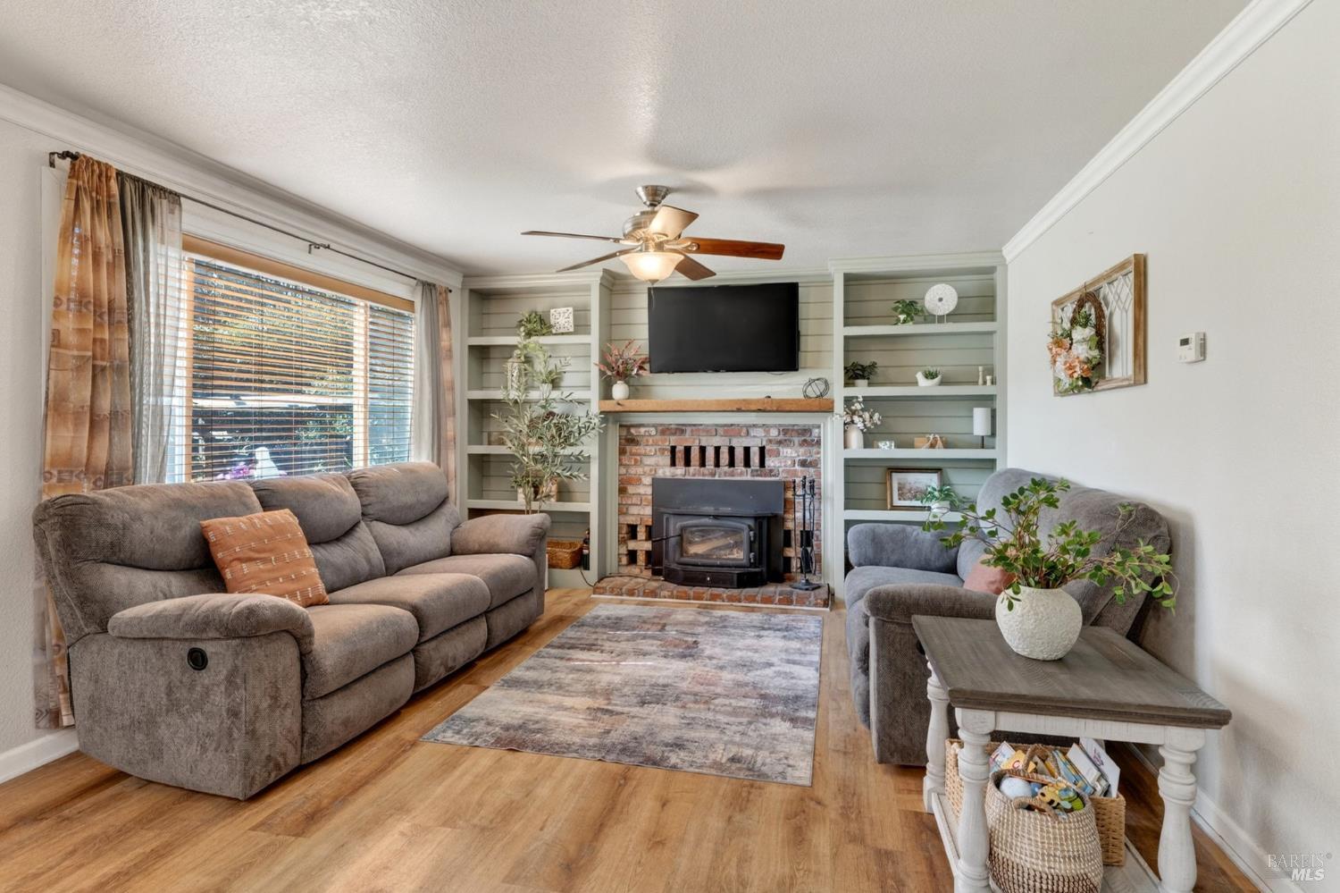 1229 Magnolia Street Willits CA 95490