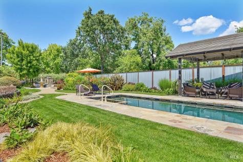 8811 Egg Farm Lane Kenwood CA 95452