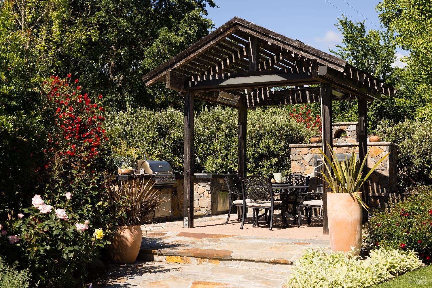 8811 Egg Farm Lane Kenwood CA 95452
