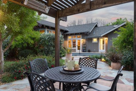 8811 Egg Farm Lane Kenwood CA 95452