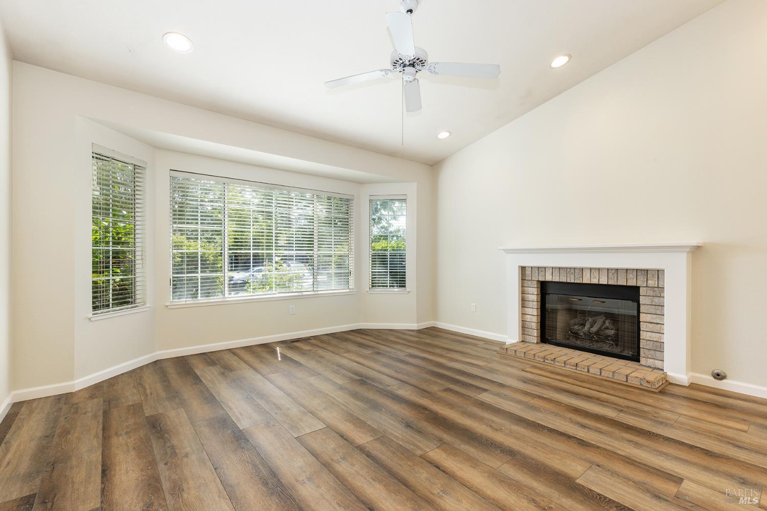 1029 Hampshire Lane Windsor CA 95492