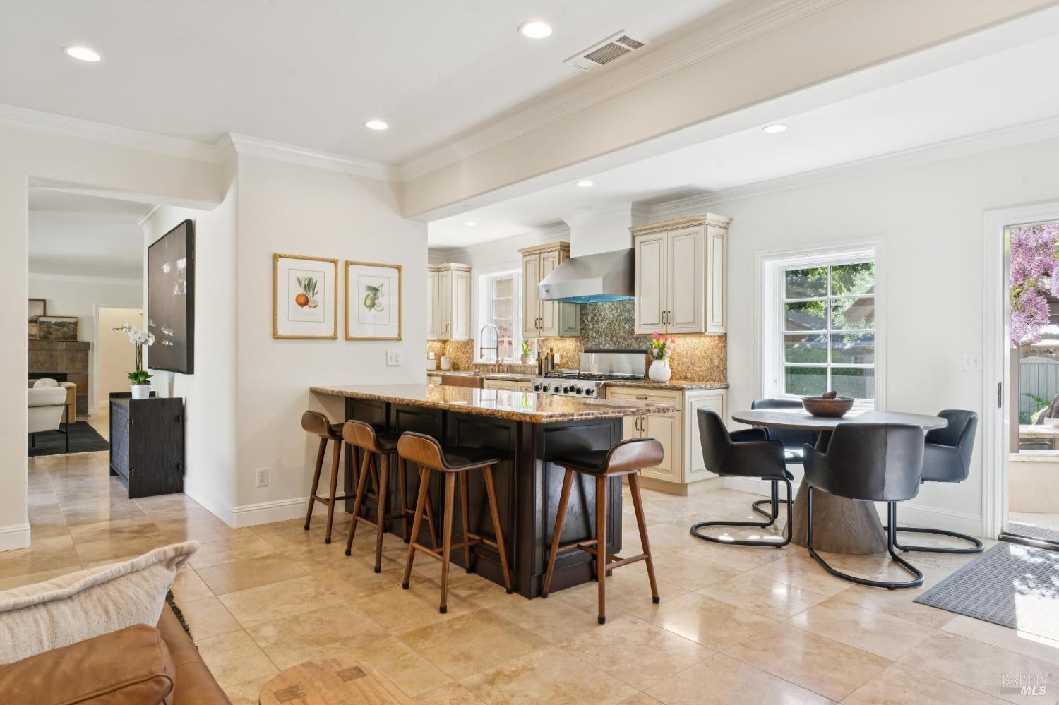 1021 Rose Drive Napa CA 94558