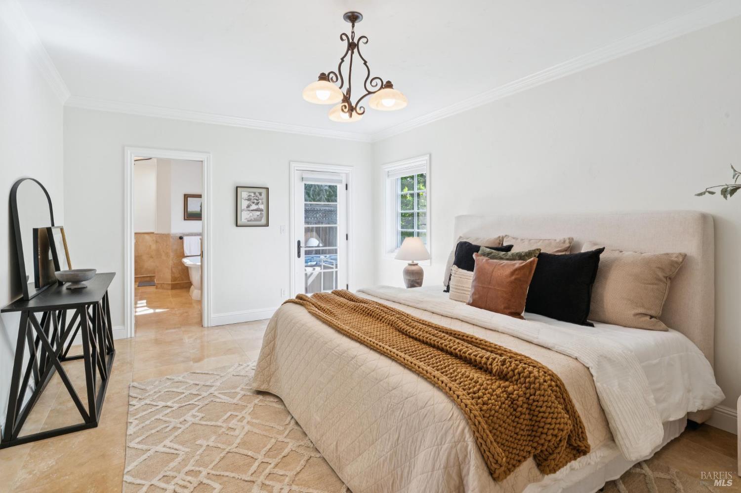1021 Rose Drive Napa CA 94558