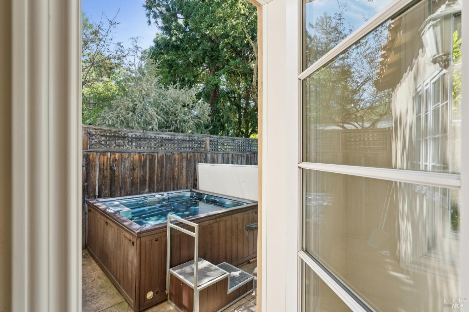 1021 Rose Drive Napa CA 94558