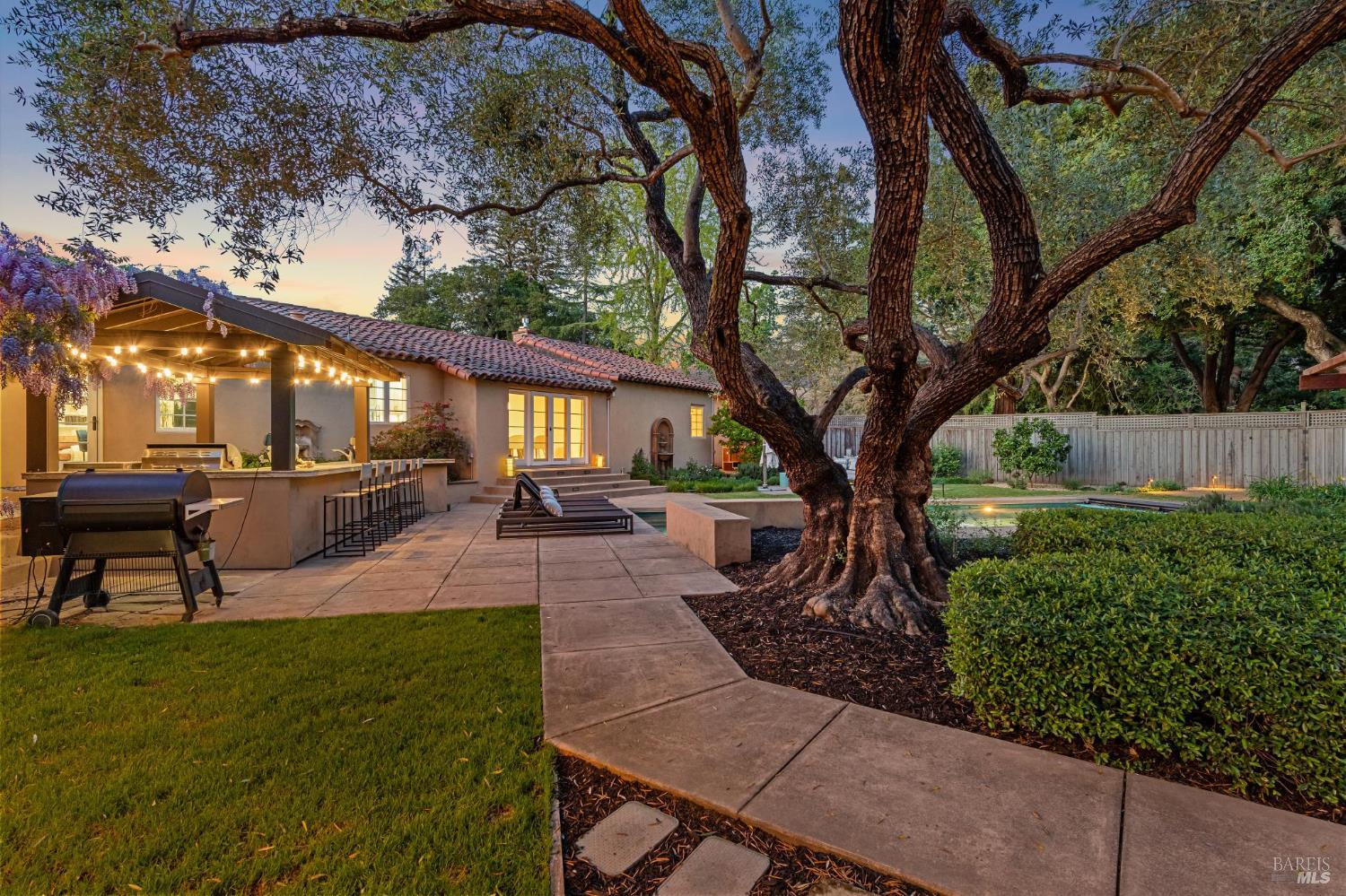 1021 Rose Drive Napa CA 94558