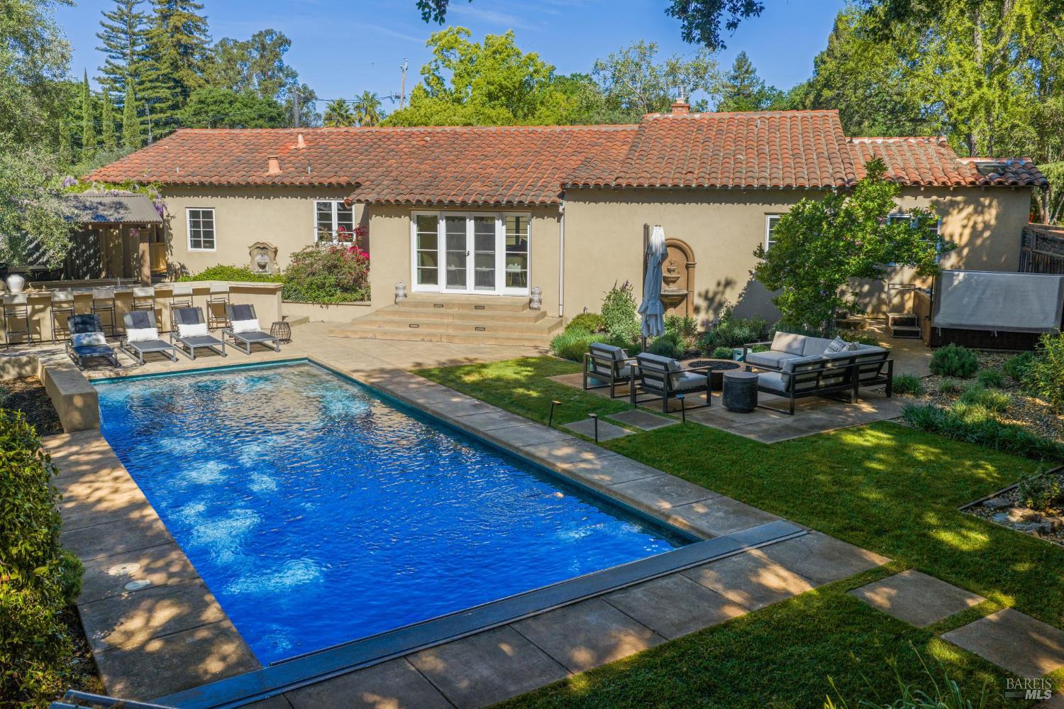 1021 Rose Drive Napa CA 94558