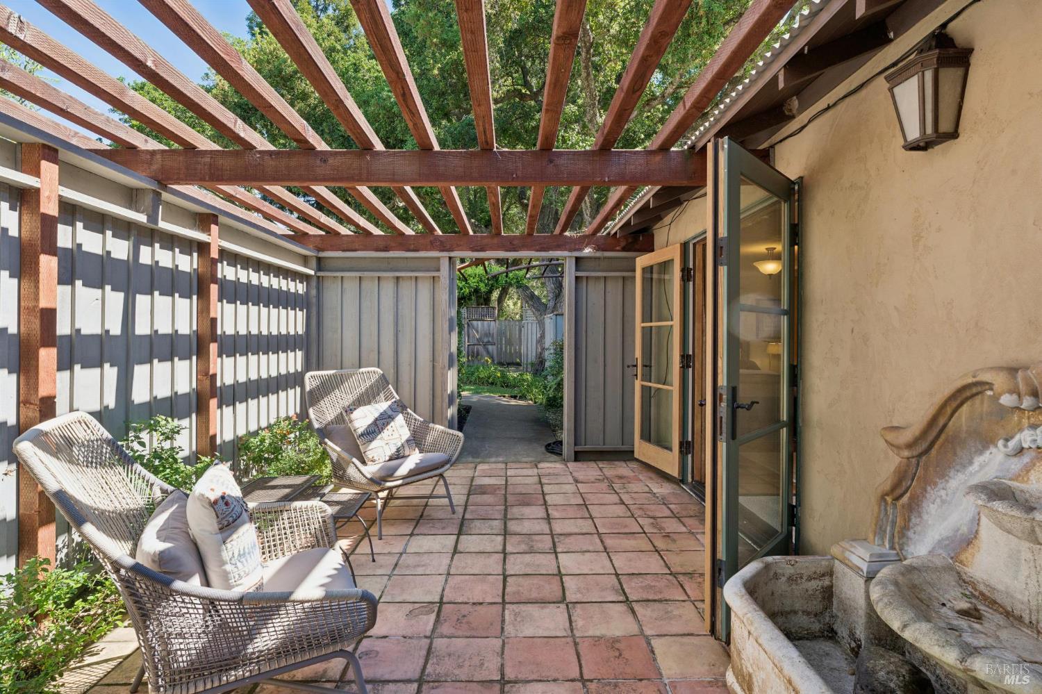 1021 Rose Drive Napa CA 94558