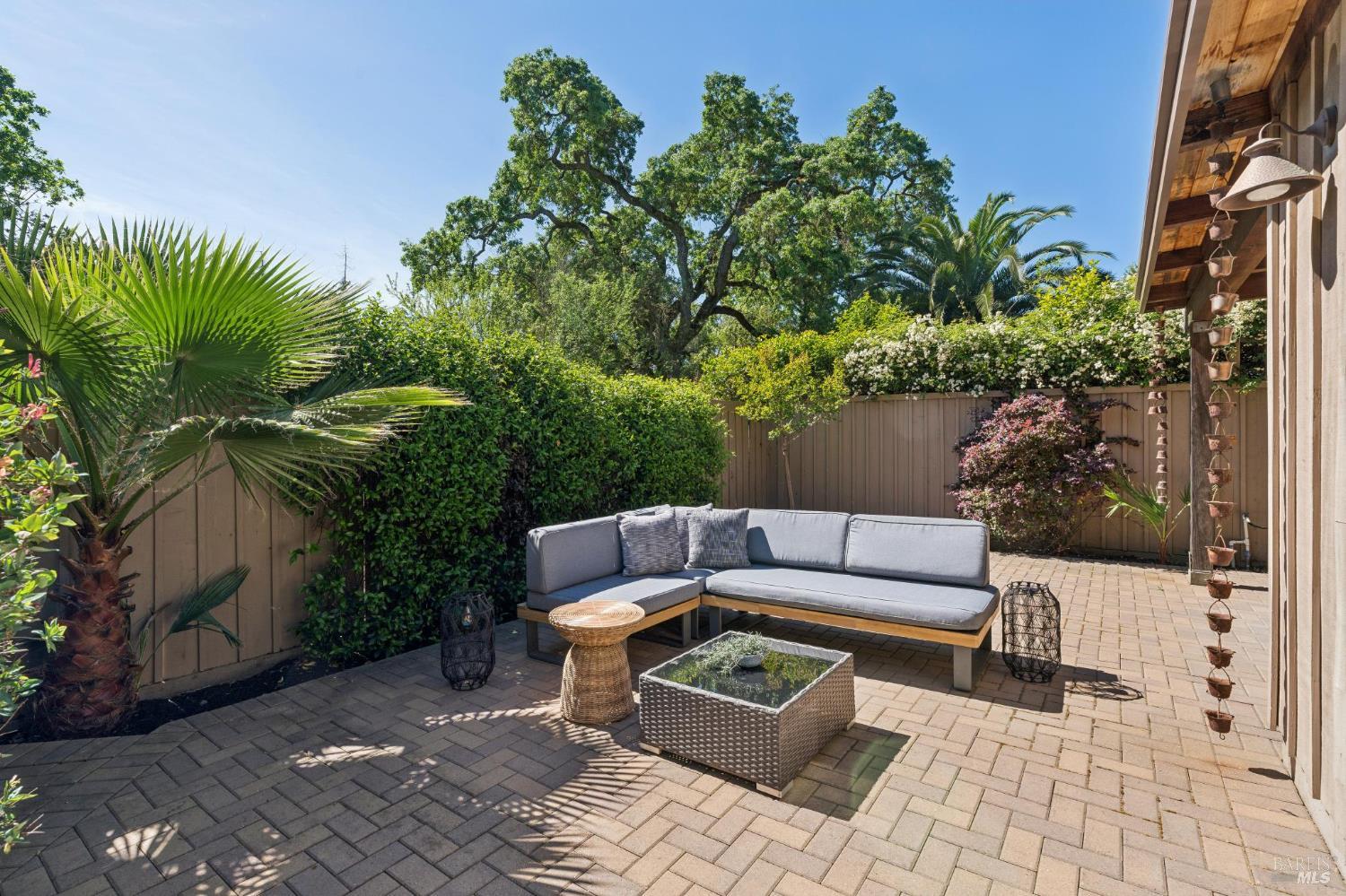 1021 Rose Drive Napa CA 94558