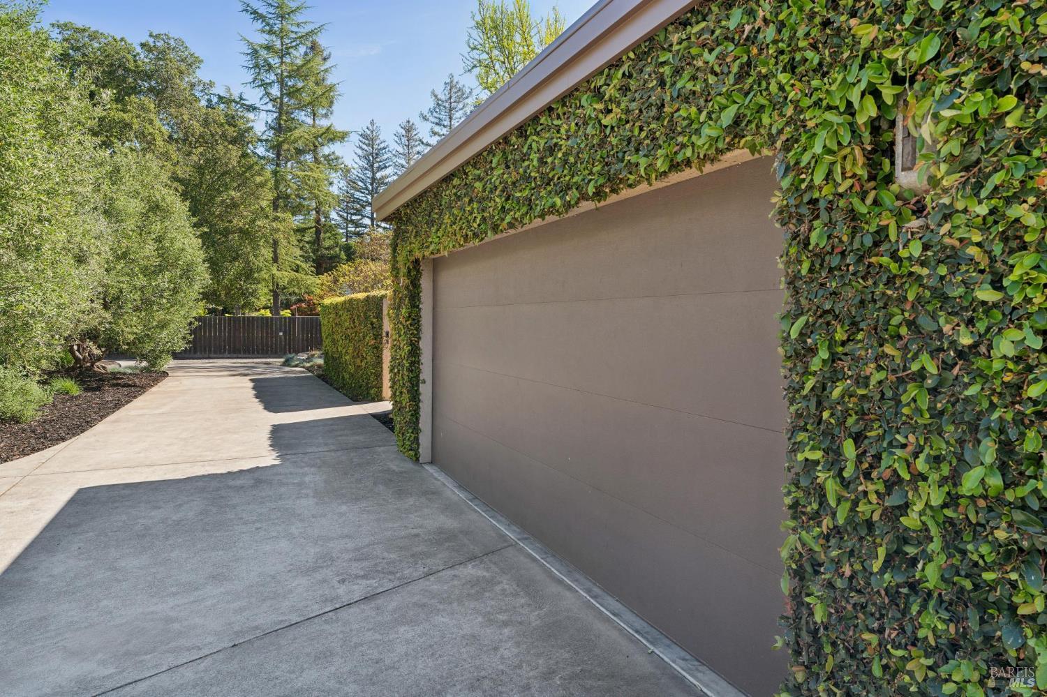 1021 Rose Drive Napa CA 94558