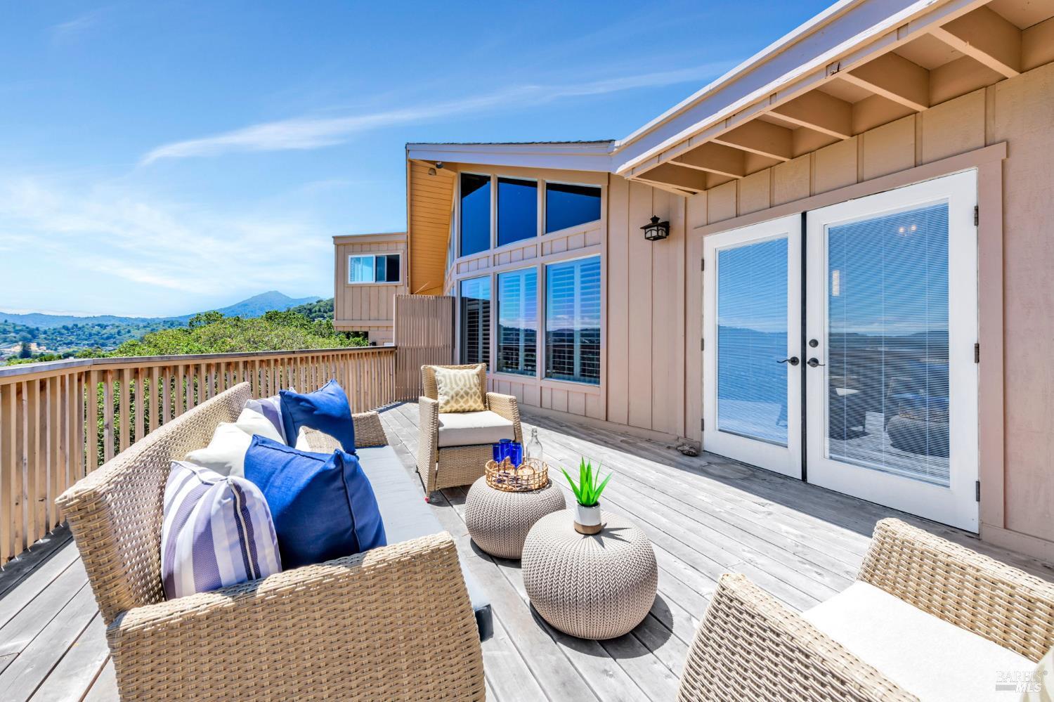 155 Dominican Drive San Rafael CA 94901