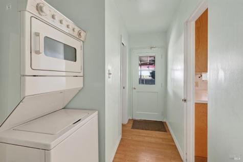 103 Brookside Drive Cloverdale CA 95425