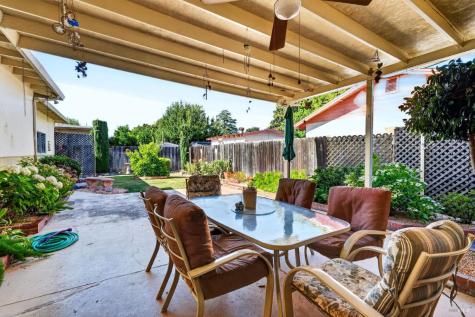 103 Brookside Drive Cloverdale CA 95425