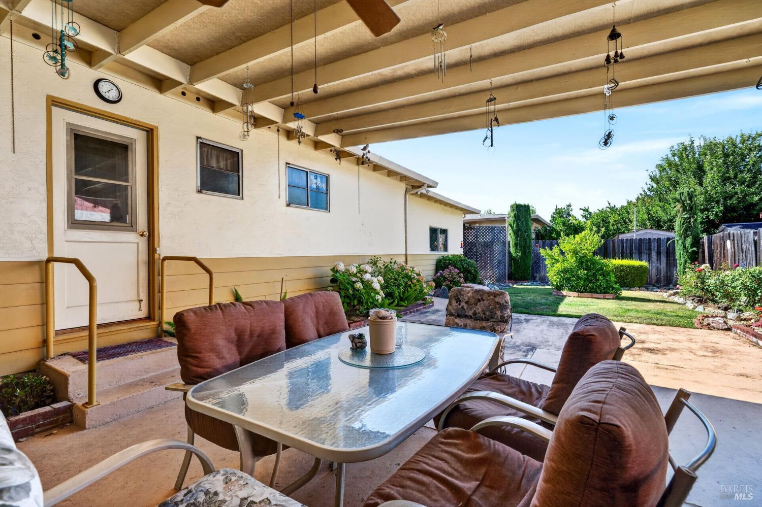 103 Brookside Drive Cloverdale CA 95425