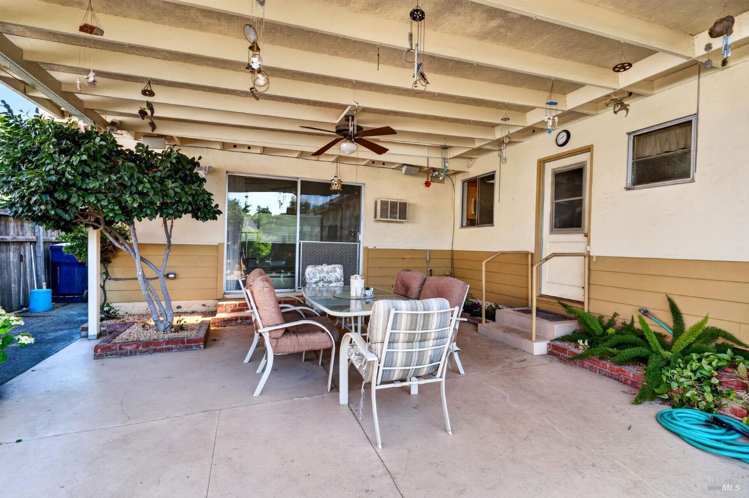103 Brookside Drive Cloverdale CA 95425