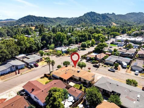 103 Brookside Drive Cloverdale CA 95425