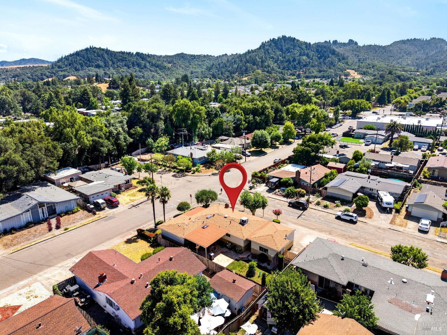 103 Brookside Drive Cloverdale CA 95425