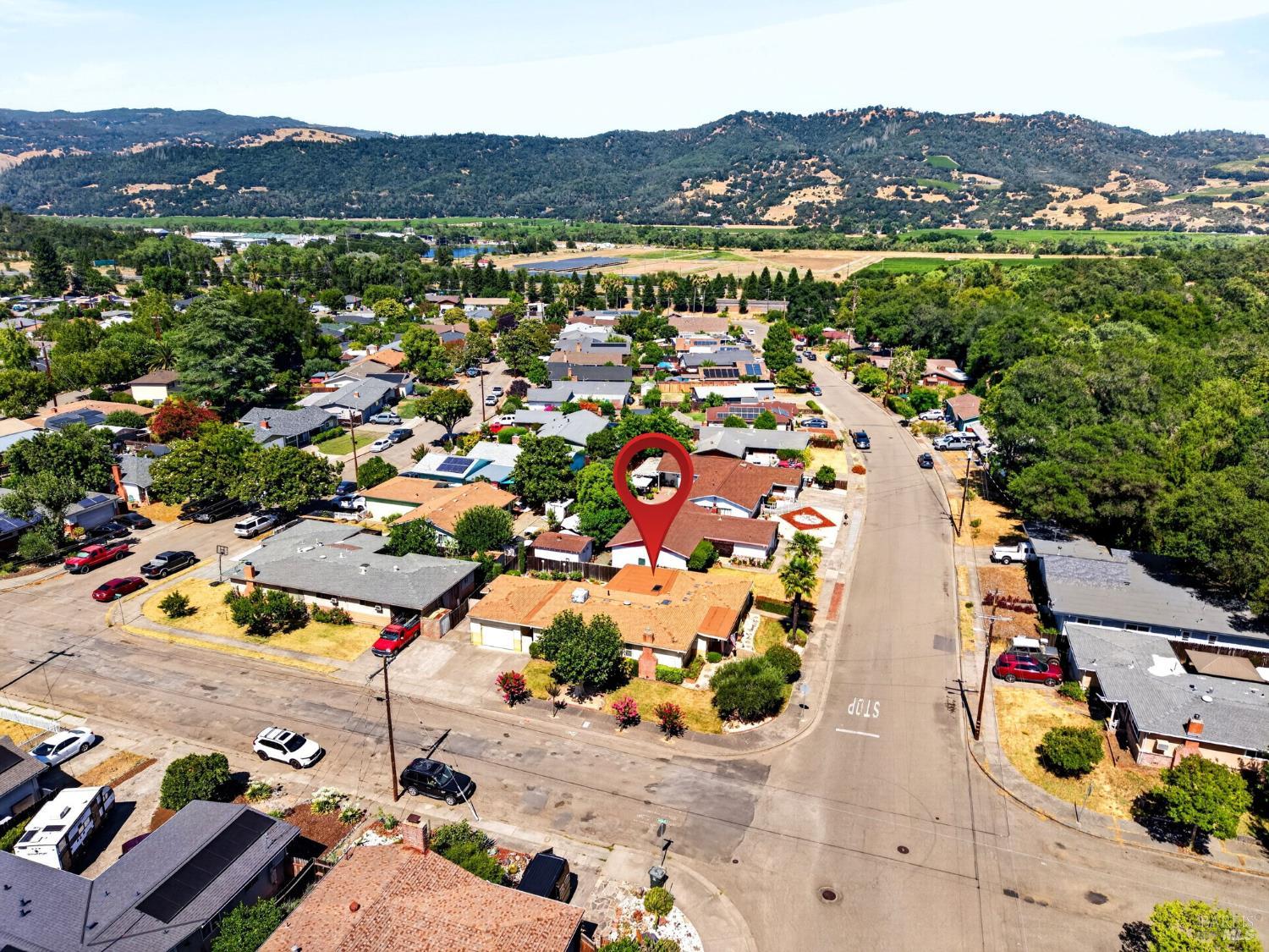 103 Brookside Drive Cloverdale CA 95425