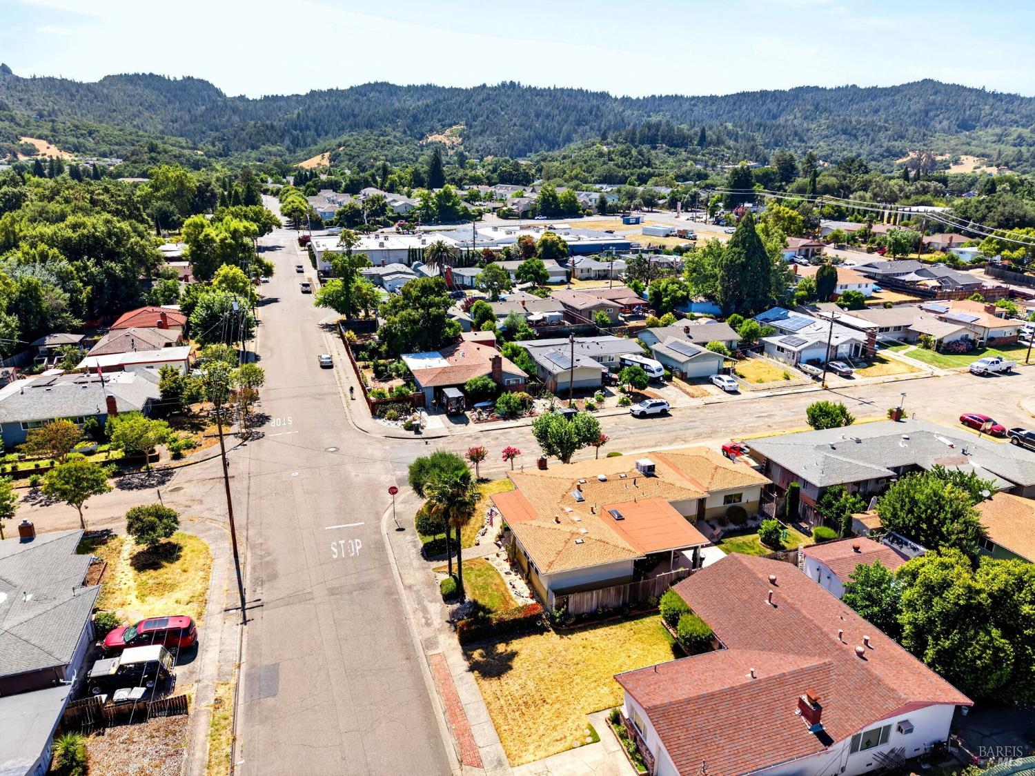 103 Brookside Drive Cloverdale CA 95425