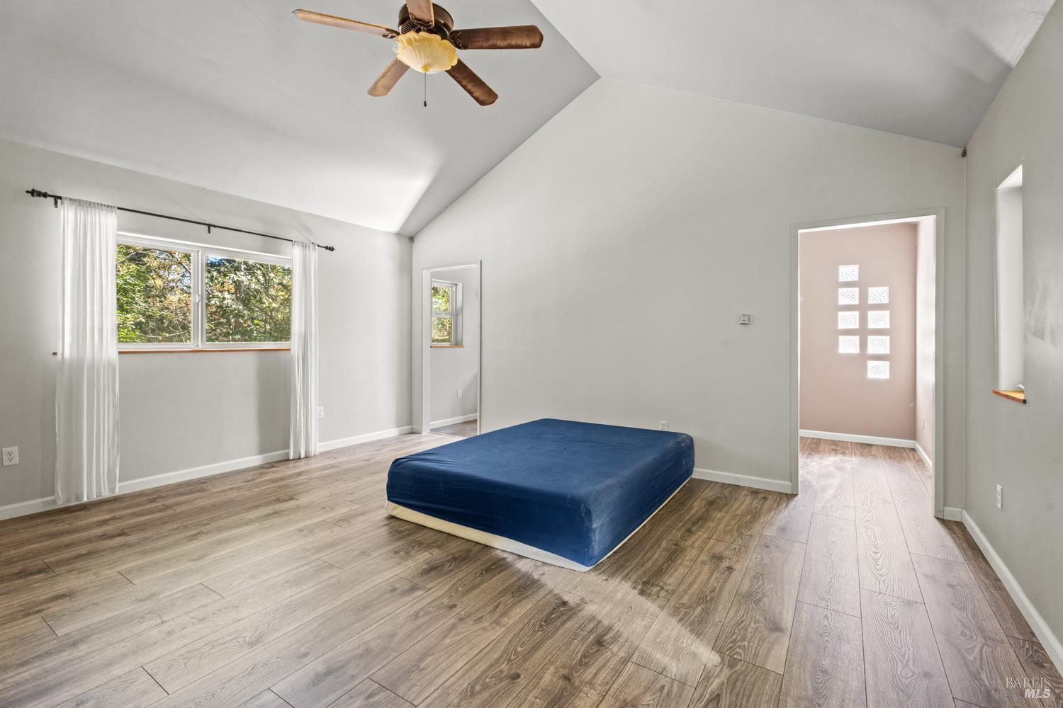 4340 Blackhawk Drive Willits CA 95490