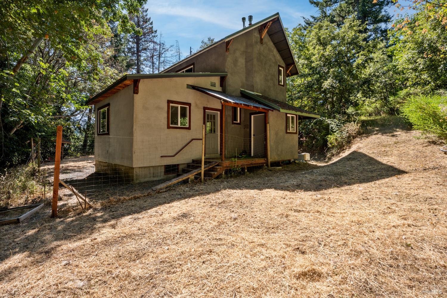 4340 Blackhawk Drive Willits CA 95490